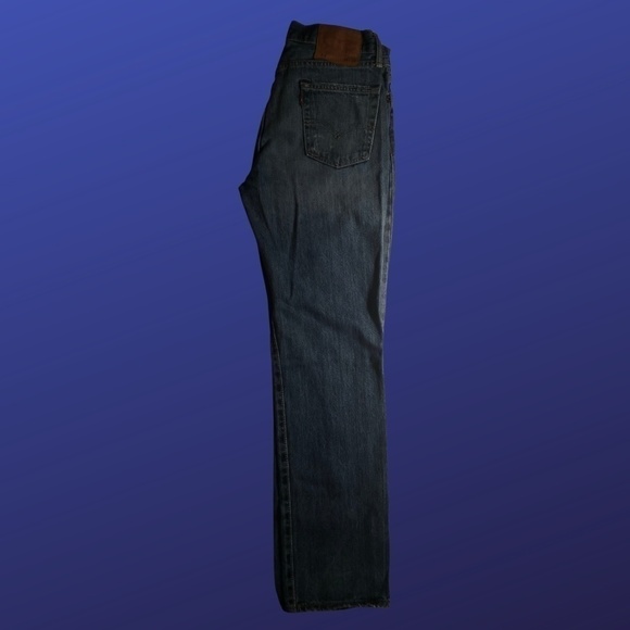 Levi Strauss & Co. 514 Straight Fit Distressed Jeans, 30 x 32, Blue, EUC - Picture 3 of 9